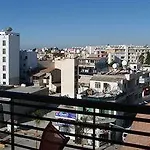 Ξενοδοχείο με διαμερίσματα Eleonora 3*