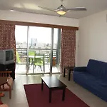 Aparthotel Eleonora Larnaca