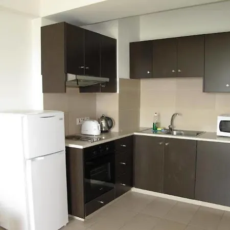 Eleonora Aparthotel 3*