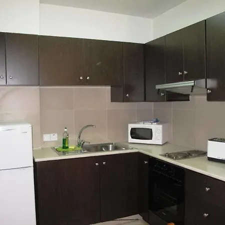 Eleonora Aparthotel Larnaca