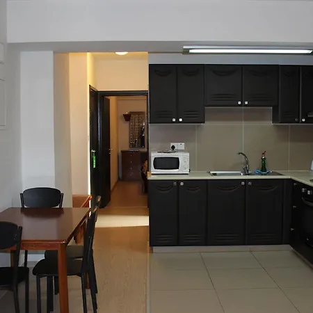Eleonora Aparthotel Larnaca