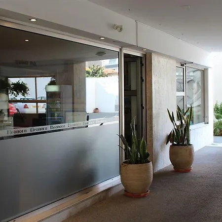 Aparthotel Eleonora Larnaca