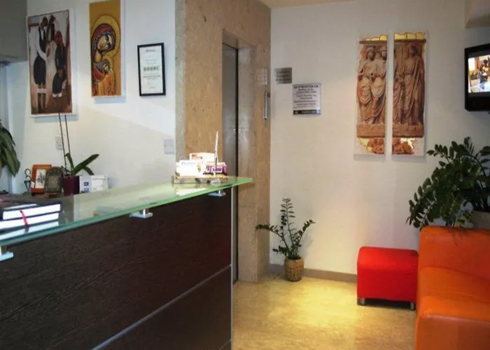 엘레오노라 아파트먼트